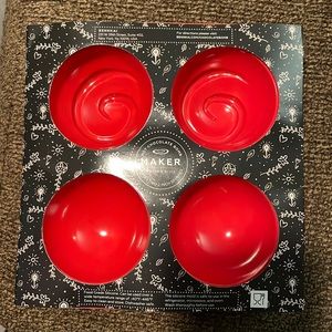 Hot chocolate bomb makers